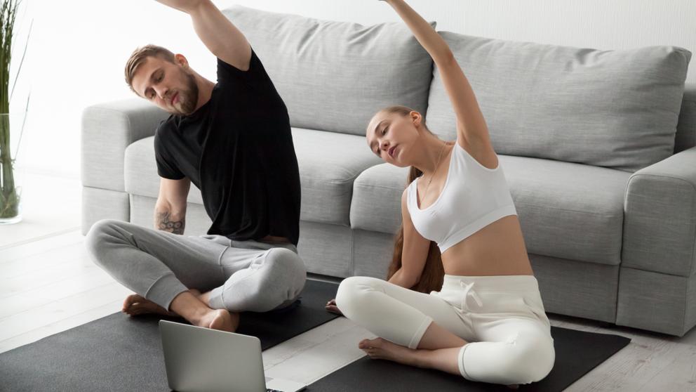 practicar yoga en casa